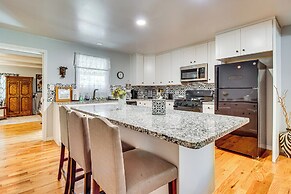 Near State Park & Spring River: Family Gem w/ Yard