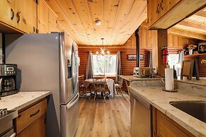 Community Lake Access: Peaceful Cabin in Sonora!