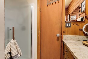Community Lake Access: Peaceful Cabin in Sonora!