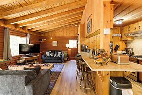 Community Lake Access: Peaceful Cabin in Sonora!