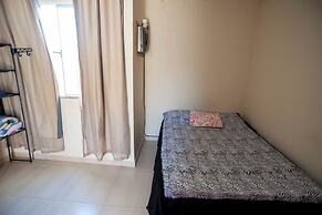 Casa Pet Friendly com Varanda e Churrasqueira