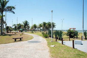 Casa Pet Friendly com Varanda e Churrasqueira