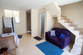 Casa Pet Friendly com Varanda e Churrasqueira