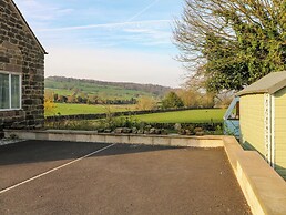 5 Belper Lane End