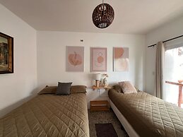 Lemon Tree El Paredon