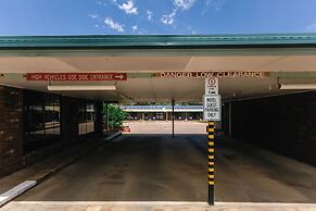 Donald Motor Lodge