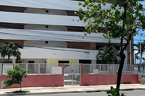Hosts BR - Flat frente mar