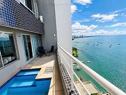 Hosts BR - Cobertura duplex frente mar