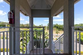 3rd Floor Condo Richmond Estate Beach Access Pool