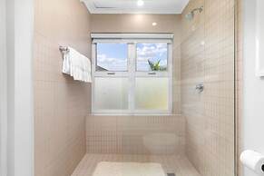 3rd Floor Condo Richmond Estate Beach Access Pool