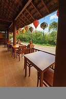 Villa Khili Phousi