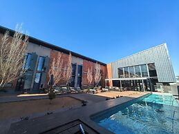 Kathu Hotel