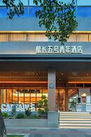 Captain 5 Youth Hotel