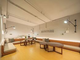 Captain 5 Youth Hotel