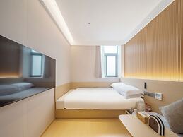 Captain 5 Youth Hotel