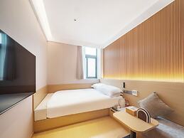 Captain 5 Youth Hotel