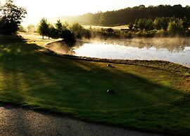 Peaceful Stay Near Trails