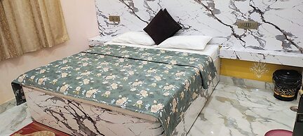 Yash Paying Guest House
