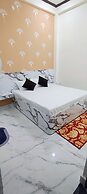 Yash Paying Guest House