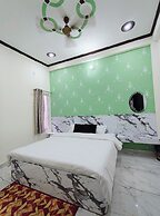 Yash Paying Guest House