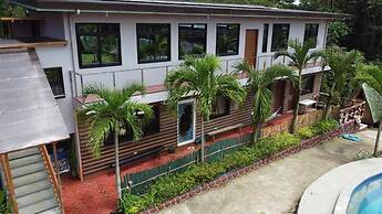 Eljoy's Forest Resort