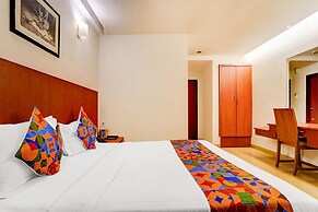 Fabhotel Holiday Park
