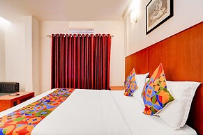 Fabhotel Holiday Park