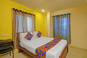 Fabhotel White Ridge