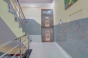 Fabhotel Royal Plaza 62