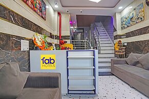 Fabhotel Royal Plaza 62