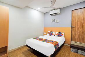 Fabhotel The Park View