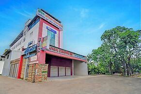 Fabhotel Ajinkya Executive
