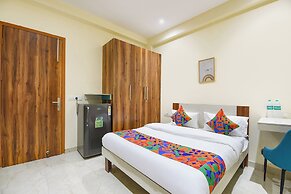 Fabhotel Sunshine