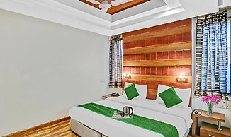 Fabhotel Gagan Inn