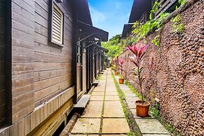 Fabhotel Tranquility Cottage Resort