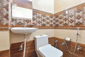 Fabhotel Silver Stay 02