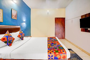 Fabexpress Elvin Balaji Beach Palace