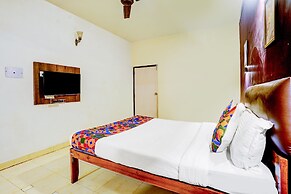 Fabexpress Elvin Balaji Beach Palace