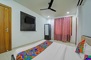 Fabexpress Square Inn