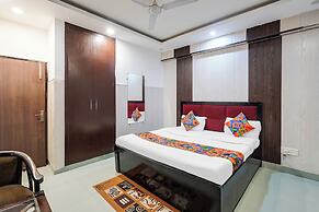 Fabhotel Novis House