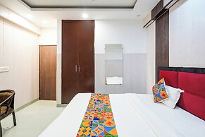 Fabhotel Novis House