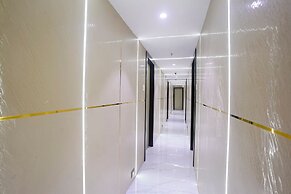 Fabhotel Dolphin Residency