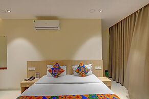 Fabhotel Blue Moon