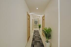 Fabhotel Blue Moon