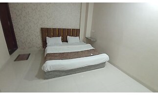 Fabhotel Elite Inn I