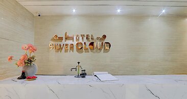 Fabhotel Silver Cloud
