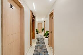Fabhotel Silver Cloud