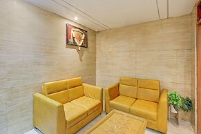 Fabhotel Silver Cloud