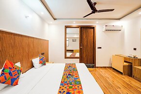 Fabhotel Golden Inn