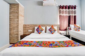 Fabhotel Park Service Apartment
